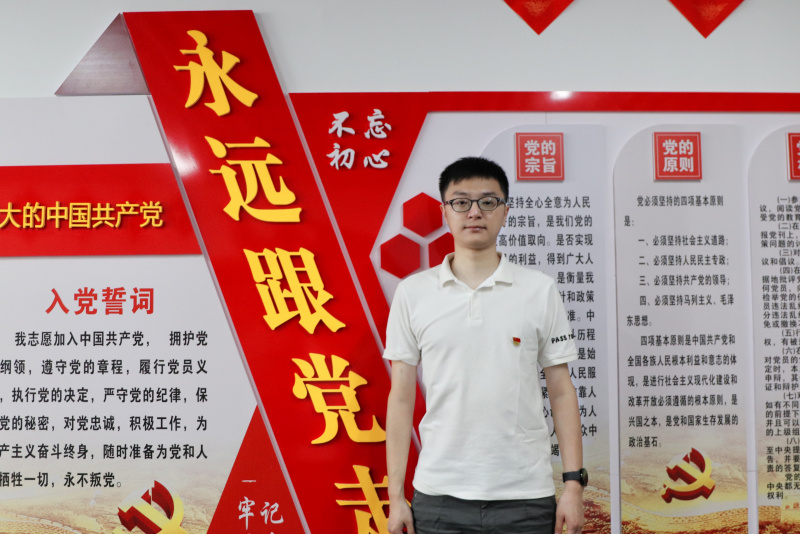 17536743374833836Kc7.jpg 俞康.jpg